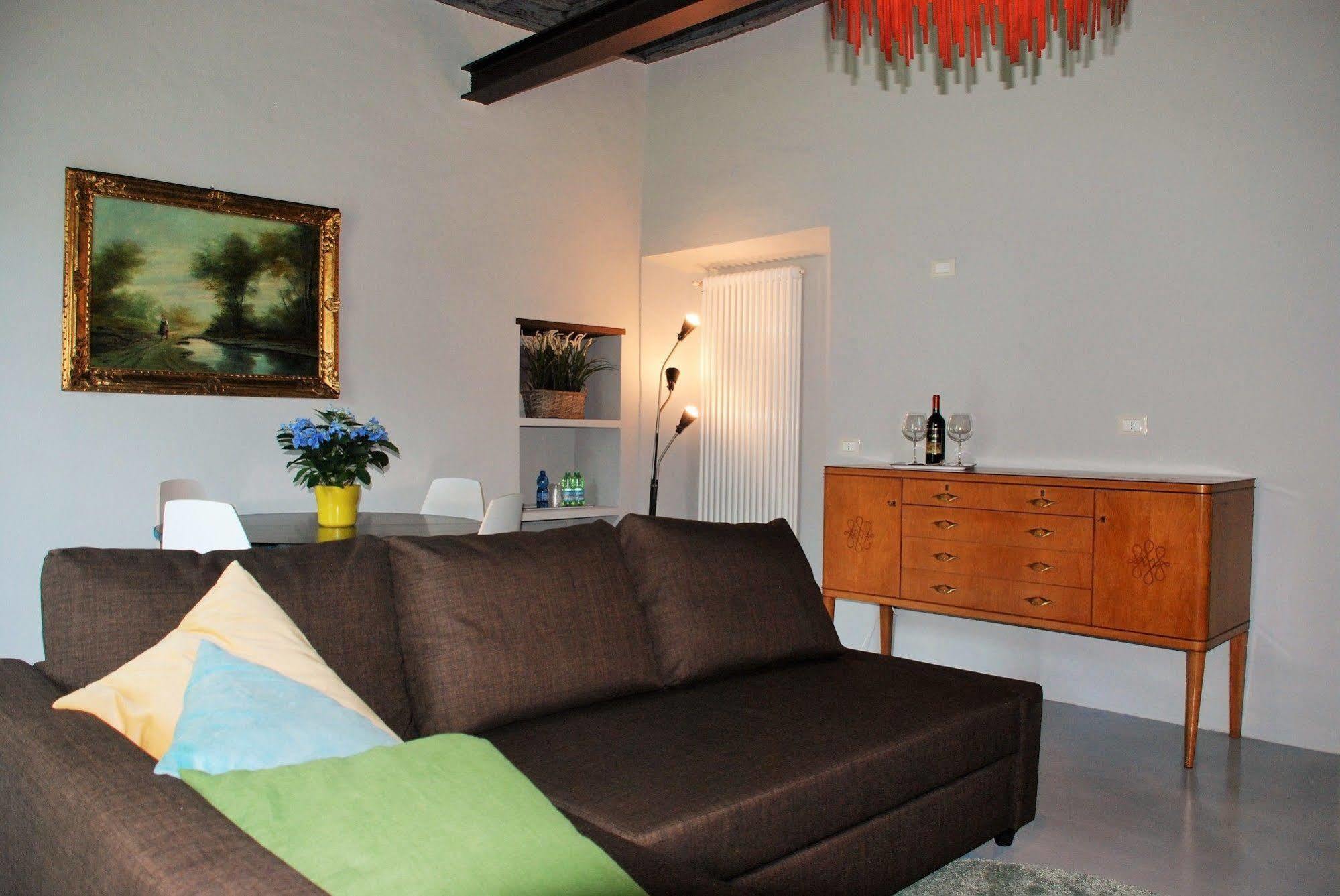 B&B Villa Natta Uggiate-Trevano ภายนอก รูปภาพ